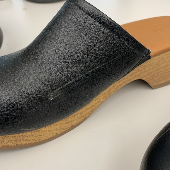 Universal Thread Goods Co. Magnolia Platform Clog Wedge 8 - Picture 4 of 7